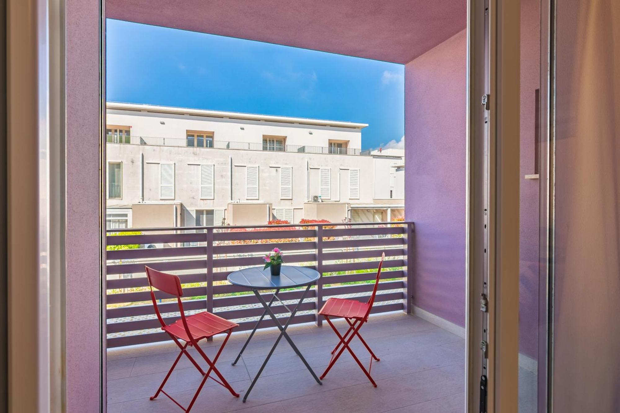 Ltapartments 3- Nuovo Bilocale A 10 Minuti Dalla Torre Lägenhet